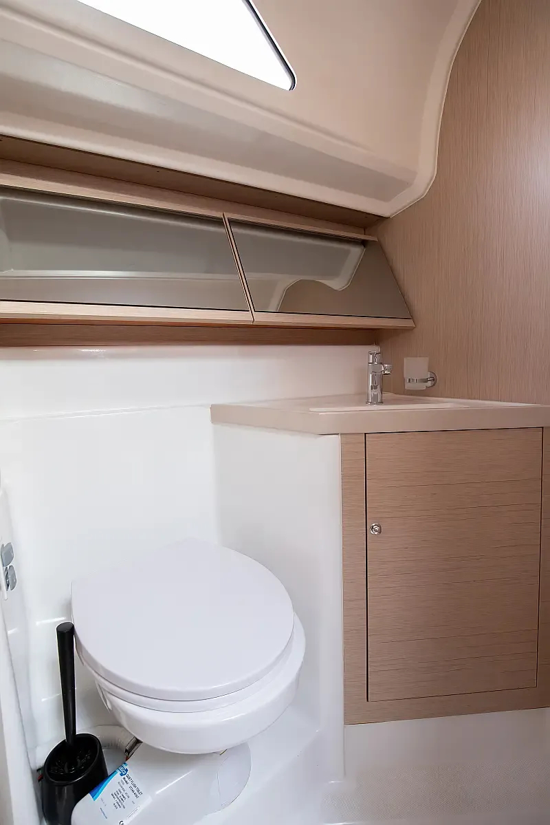 Oceanis 40.1 (ID=560) - фото 14