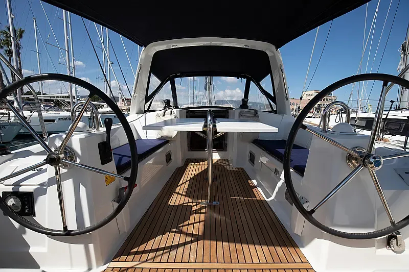 Oceanis 35.1 (ID=5796) - фото 9