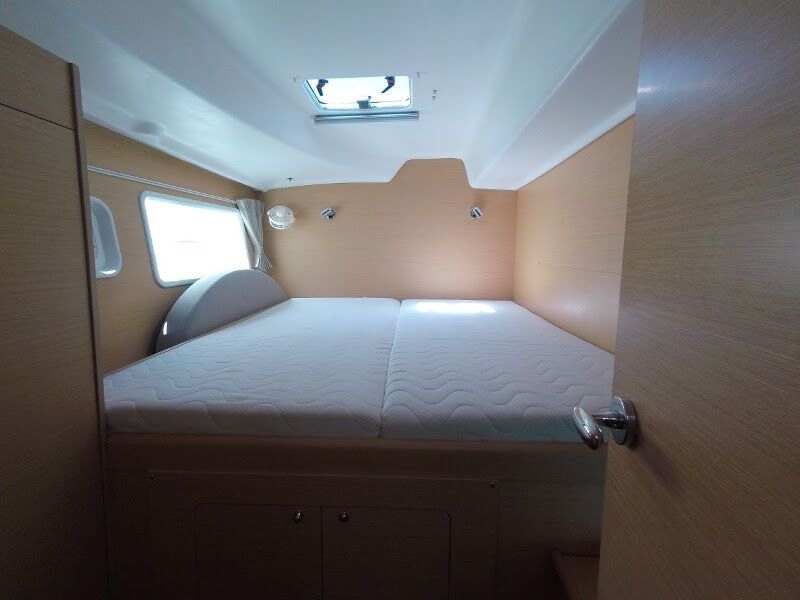 Lagoon 380 (ID=6001) - фото 5