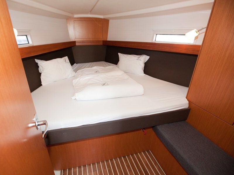 Bavaria Cruiser 37 (ID=6158) - фото 28