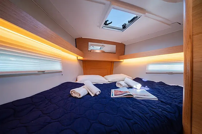 Dufour 390 Grand Large (ID=6209) - фото 4