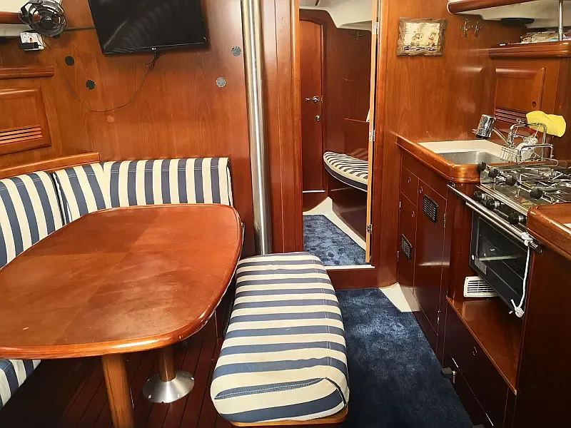 Oceanis 393 (ID=6244) - фото 9