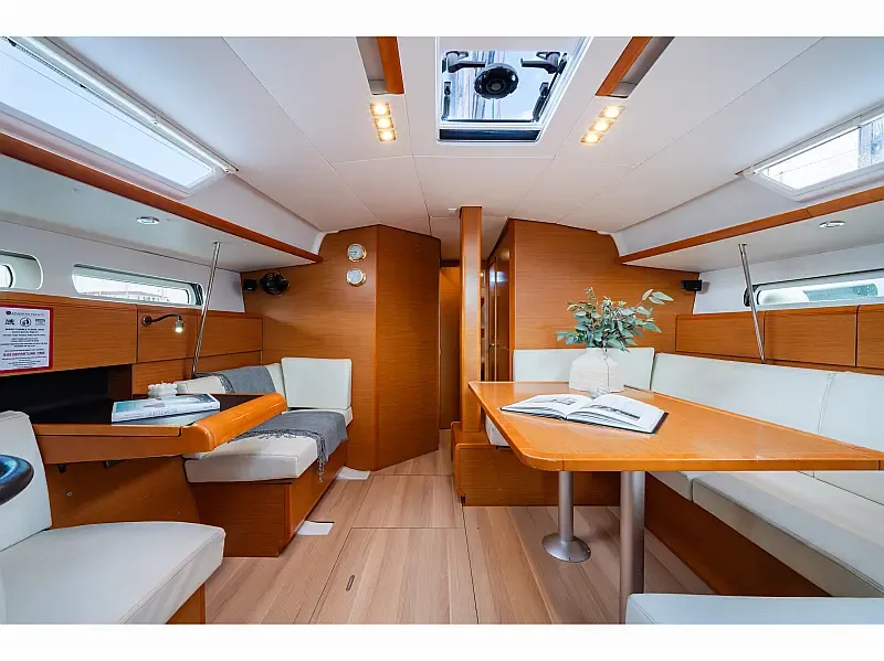 Sun Odyssey 439 (ID=6264) - фото 3