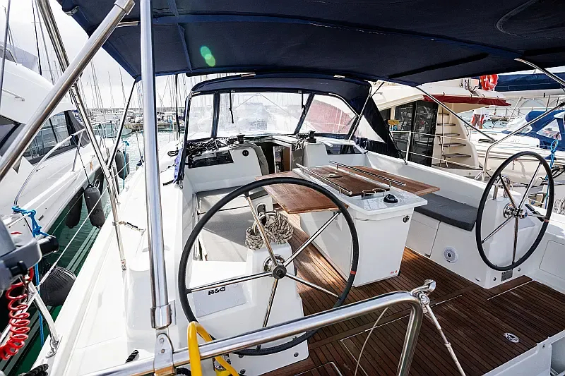 Oceanis 40.1 (ID=6409) - фото 18