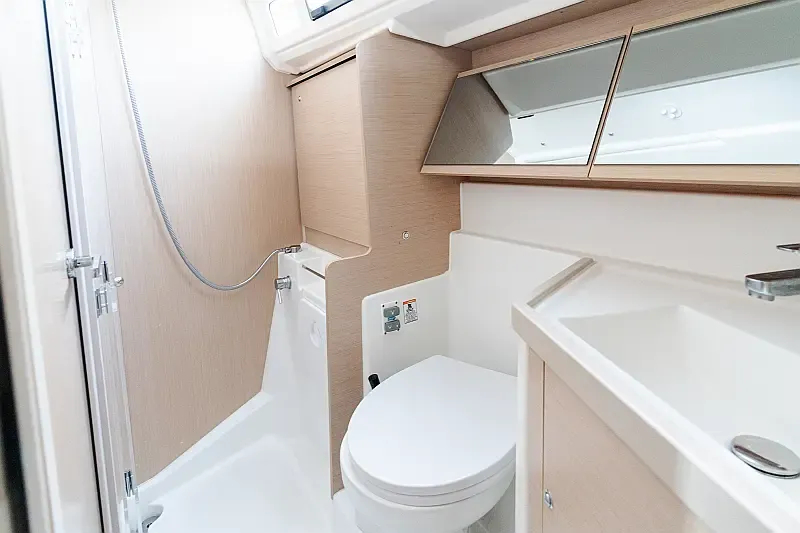 Oceanis 40.1 (ID=6409) - фото 20