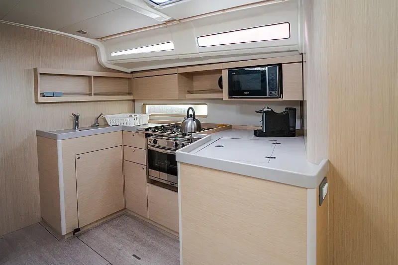 Oceanis 40.1 (ID=6409) - фото 25