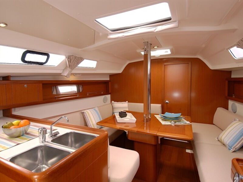 Oceanis 34 (ID=6415) - фото 3