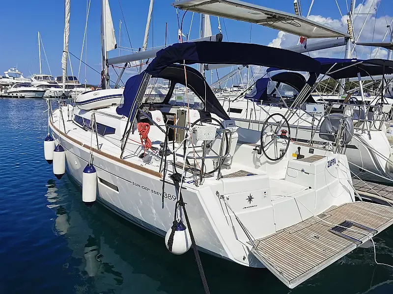 Sun Odyssey 389 (ID=6476) - фото 7