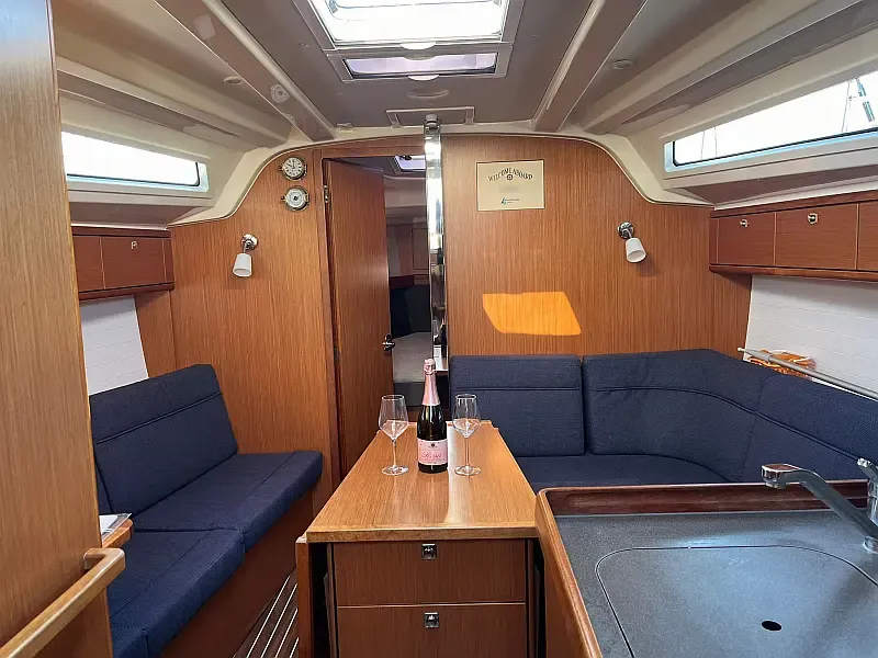 Bavaria Cruiser 37 (ID=6480) - фото 11