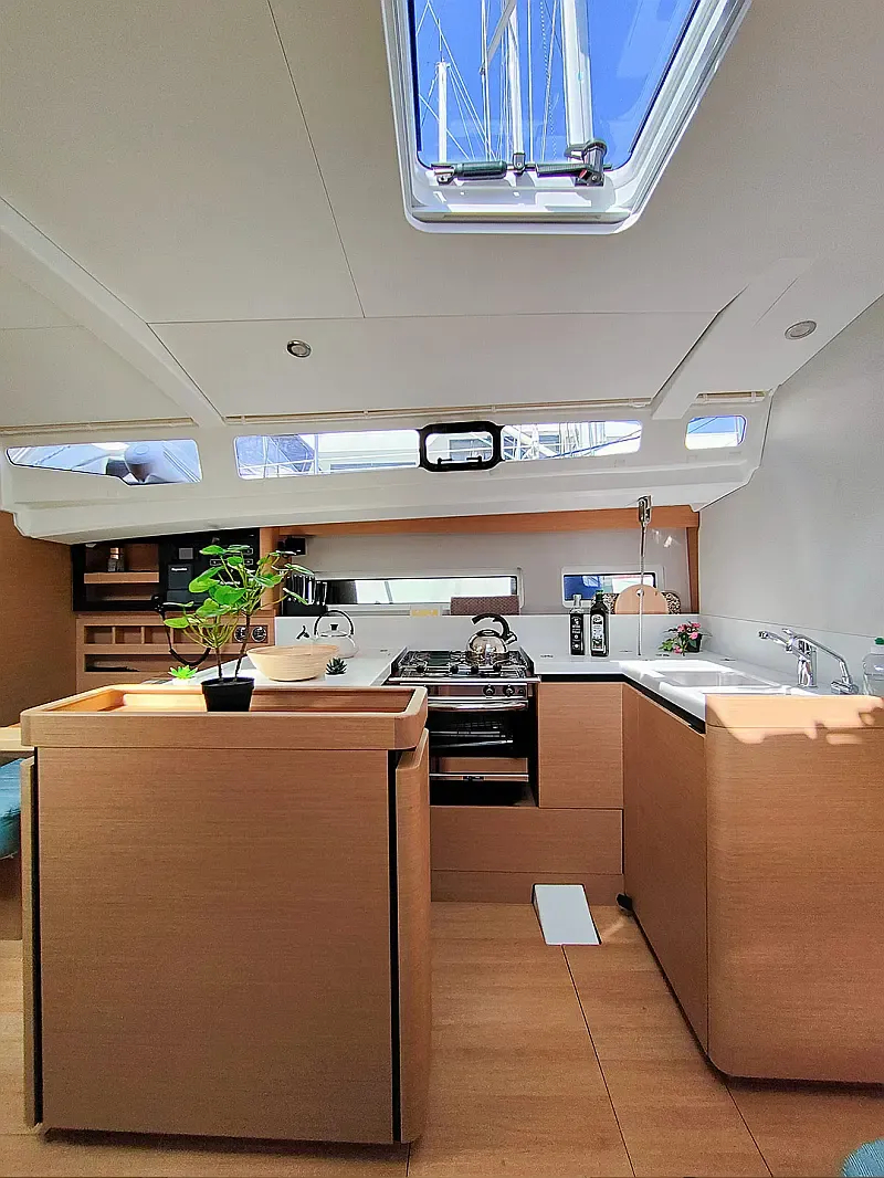 Sun Odyssey 440 (ID=6504) - фото 8