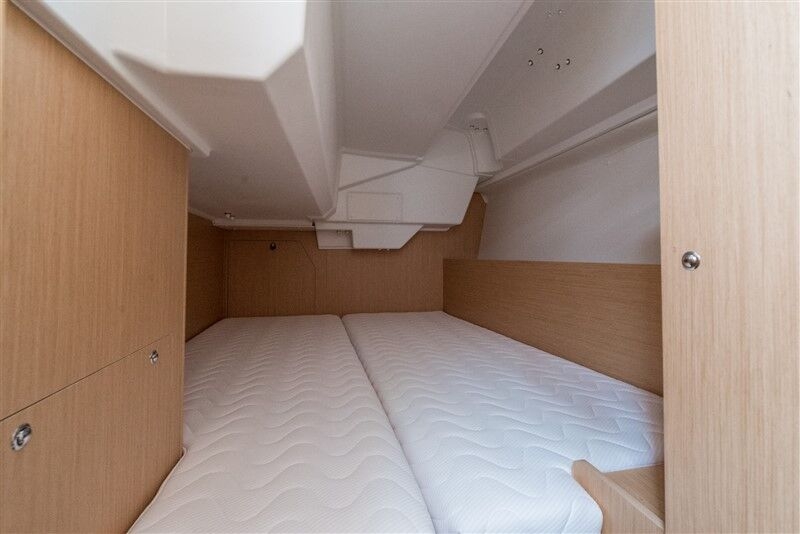 Oceanis 38.1 (ID=6724) - фото 16