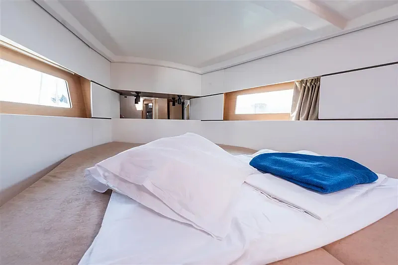 Oceanis 38 (ID=6752) - фото 15