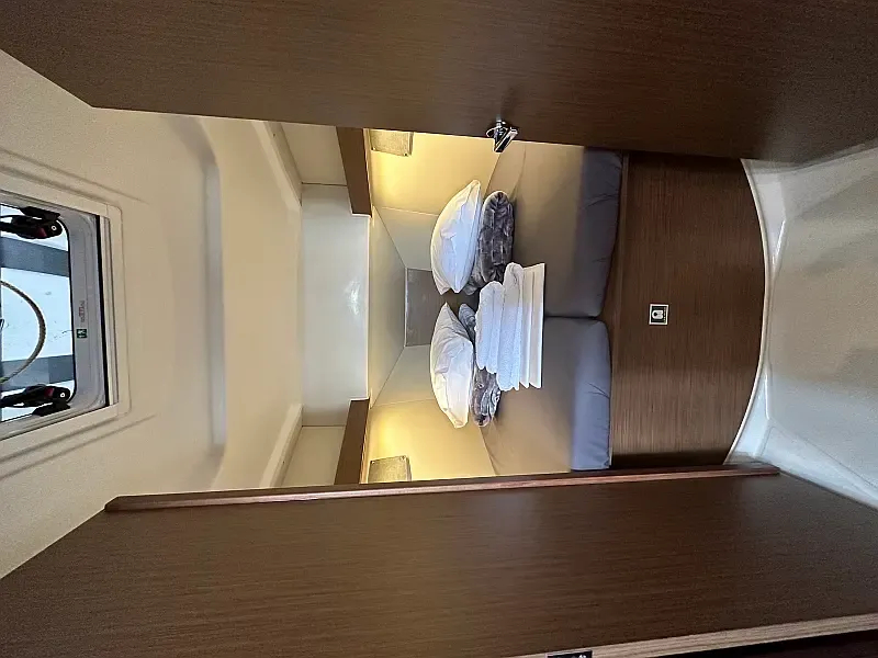 Oceanis 34.1 (ID=6795) - фото 9