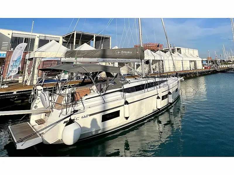 Bavaria C42 (ID=6825)