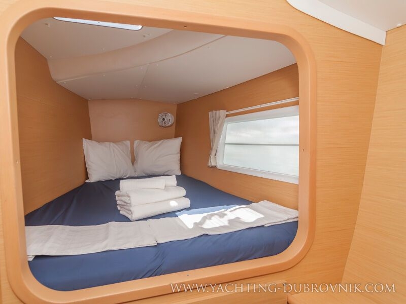 Lagoon 380 (ID=684) - фото 12