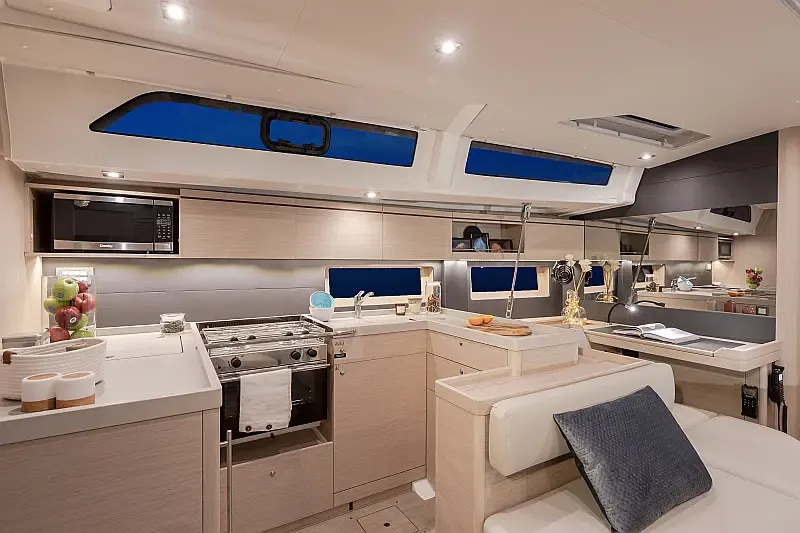 Sun Odyssey 52.2 (ID=6864) - фото 7