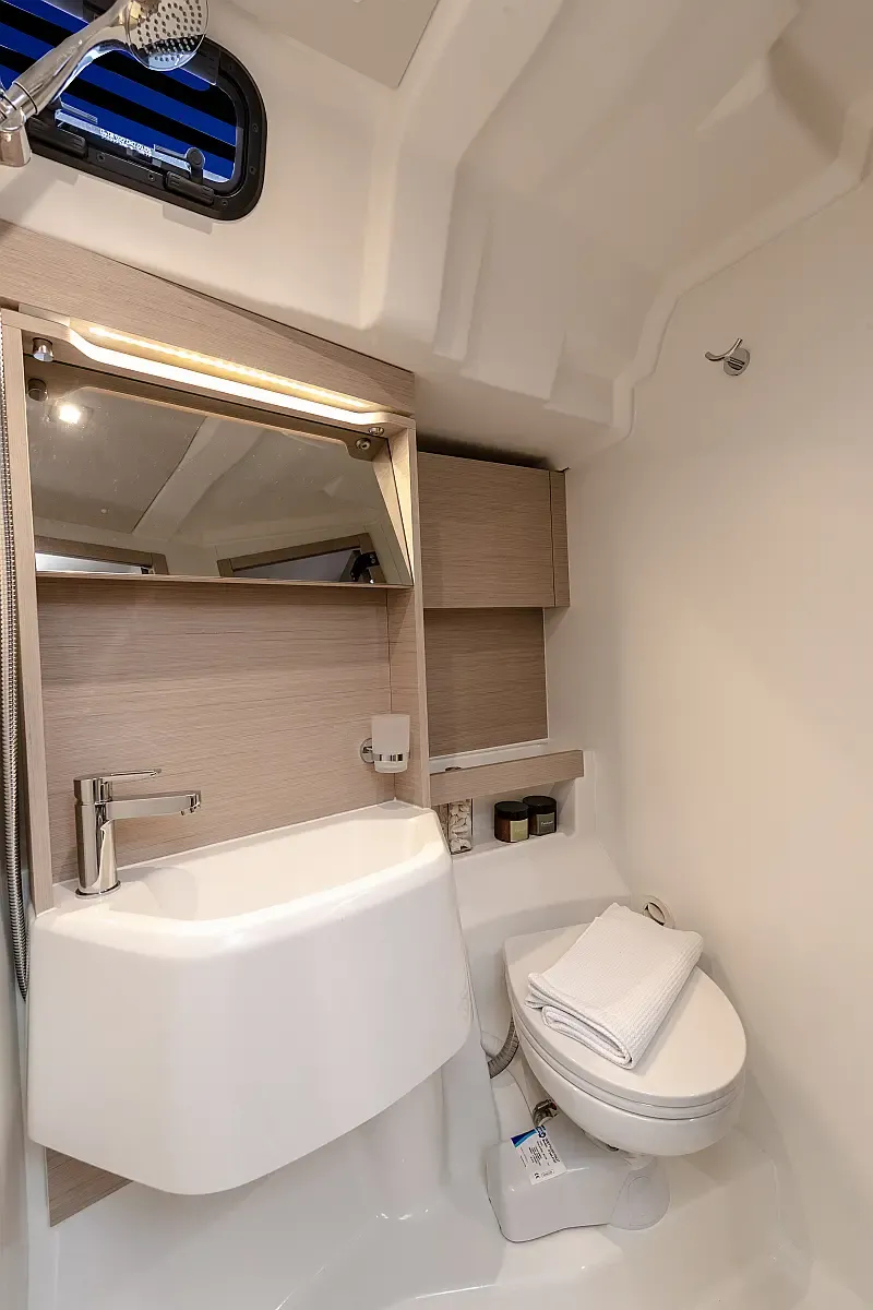 Sun Odyssey 52.2 (ID=6864) - фото 8