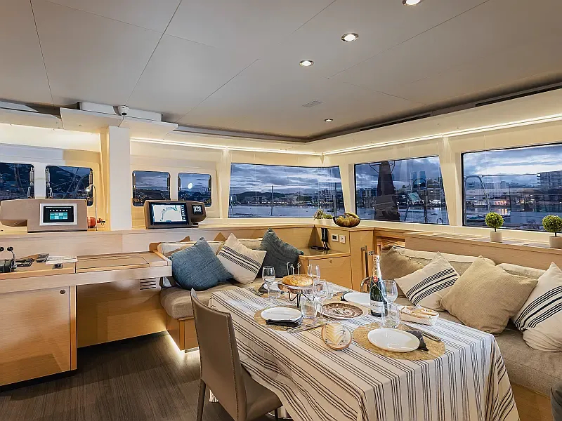 Lagoon 560 S2 (ID=6910) - фото 3