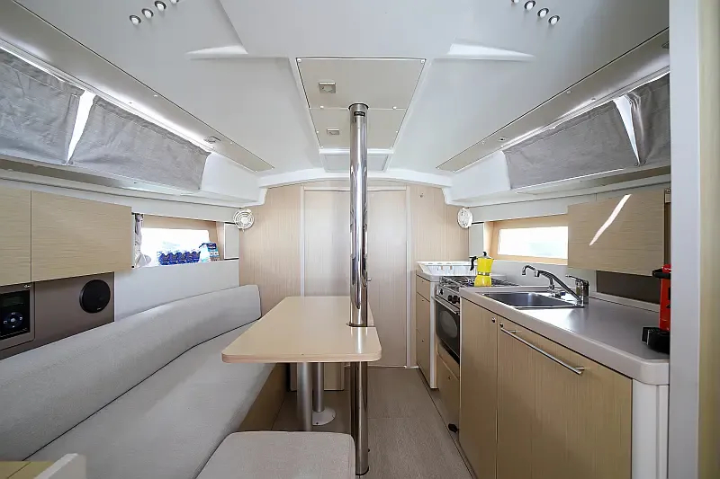 Oceanis 35.1 (ID=6974) - фото 13