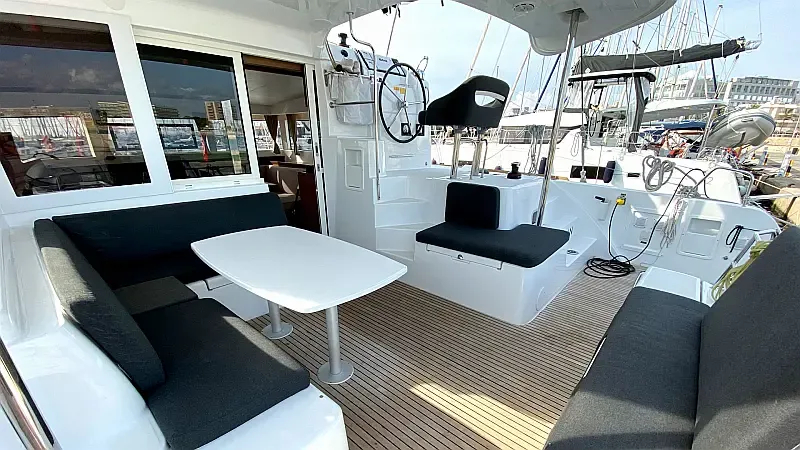 Lagoon 40 (ID=7011) - фото 18