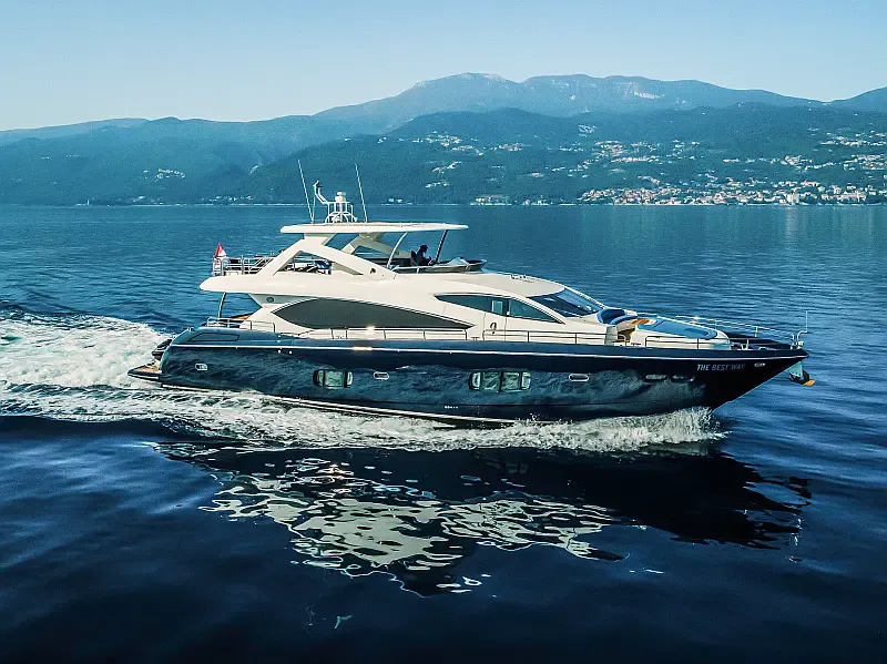 Sunseeker Yacht 86 (ID=7100)