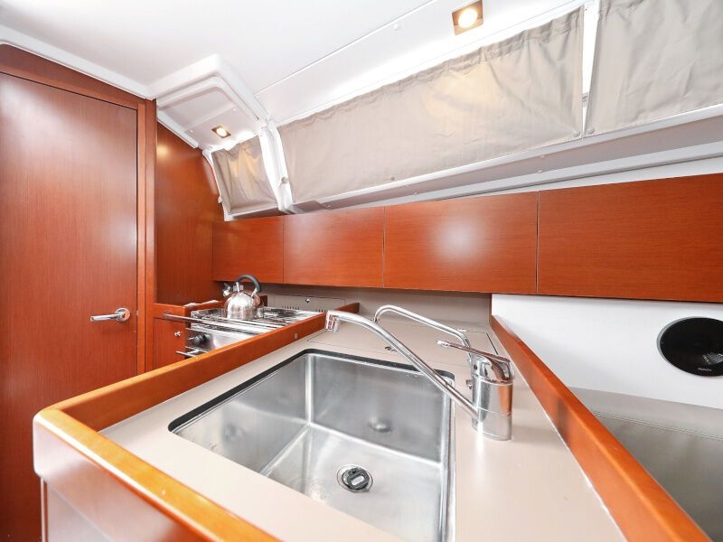 Oceanis 35.1 (ID=7196) - фото 27