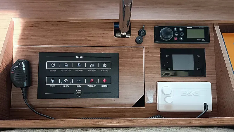 Oceanis 51.1 (ID=7224) - фото 16