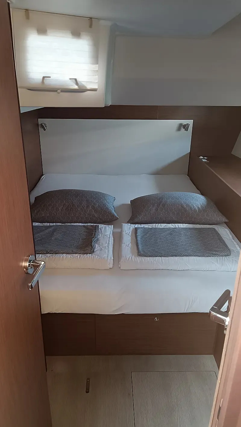 Oceanis 51.1 (ID=7224) - фото 21