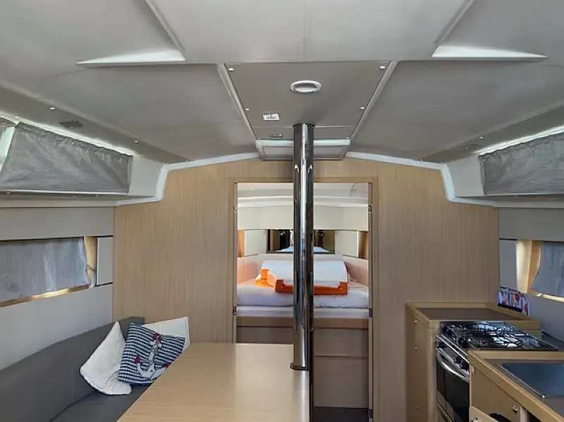 Oceanis 38.1 (ID=7240) - фото 3