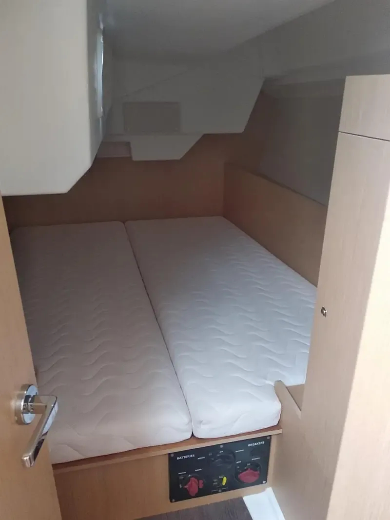 Oceanis 38.1 (ID=7240) - фото 19