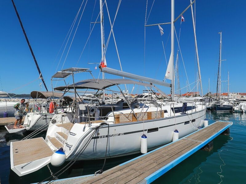 Bavaria Cruiser 46 (ID=725) - фото 11