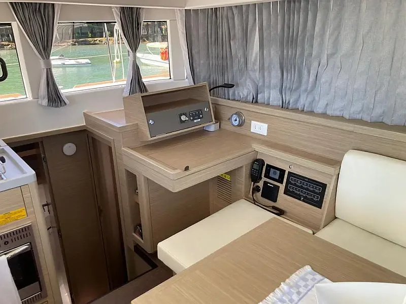 Lagoon 40 (ID=7285) - фото 15