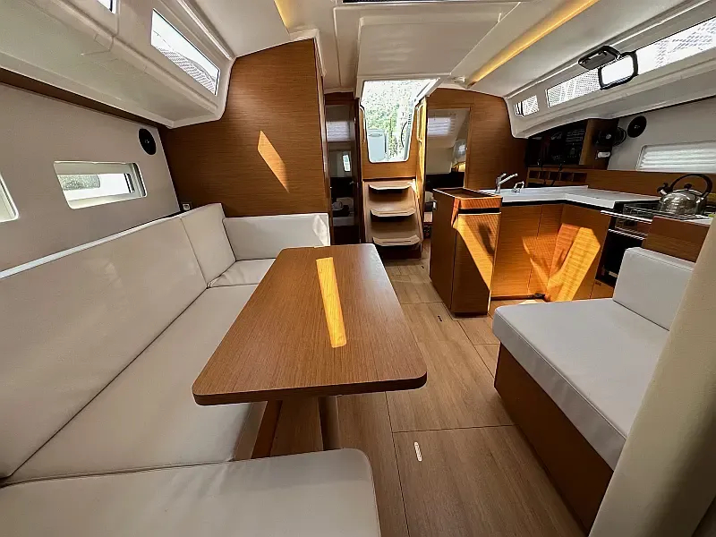 Sun Odyssey 410 (ID=741) - фото 9