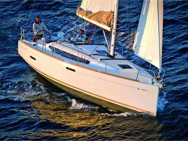 Sun Odyssey 389 (ID=742)