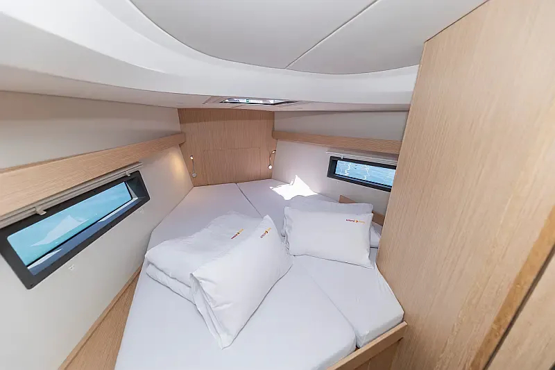 Bavaria C42 (ID=7471) - фото 28