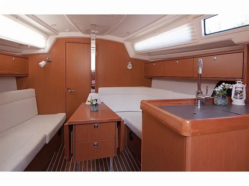 Bavaria Cruiser 34 (ID=7479) - фото 3
