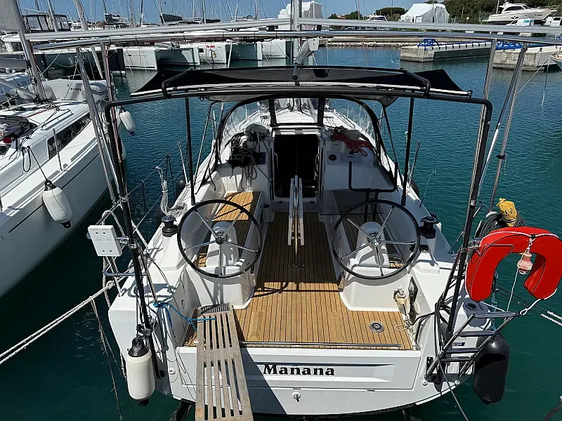 Oceanis 30.1 (ID=75) - фото 6