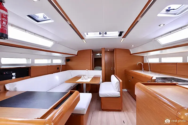 Sun Odyssey 519 (ID=7619) - фото 8