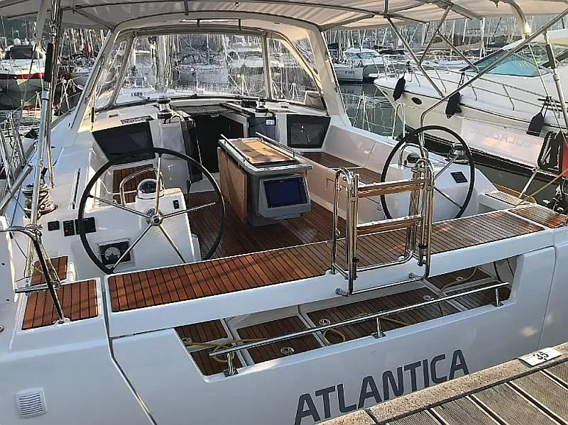 Oceanis 45 (ID=7620) - фото 10