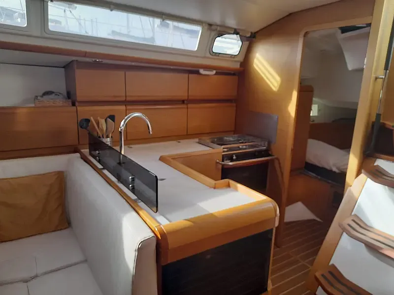 Sun Odyssey 439 (ID=768) - фото 12