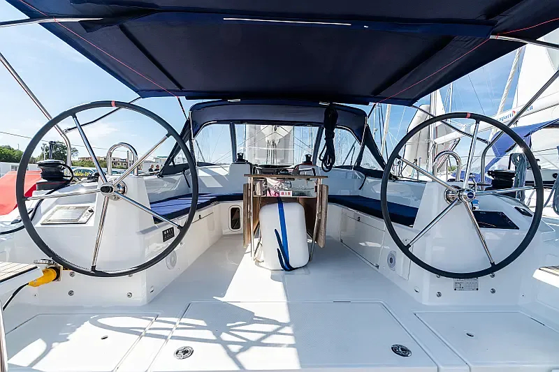 Oceanis 40.1 (ID=8127) - фото 5