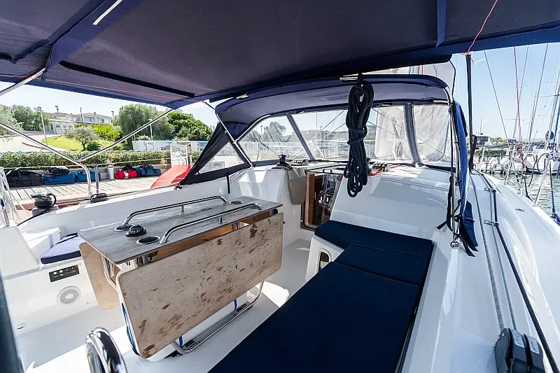 Oceanis 40.1 (ID=8127) - фото 7