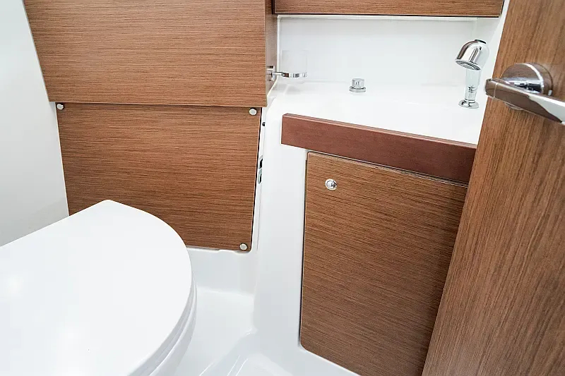 Oceanis 38.1 (ID=8248) - фото 5