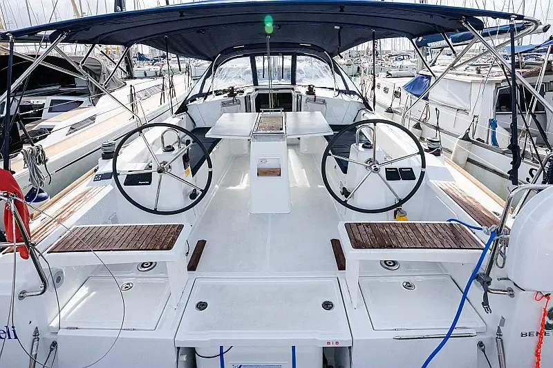 Oceanis 38.1 (ID=8248) - фото 21