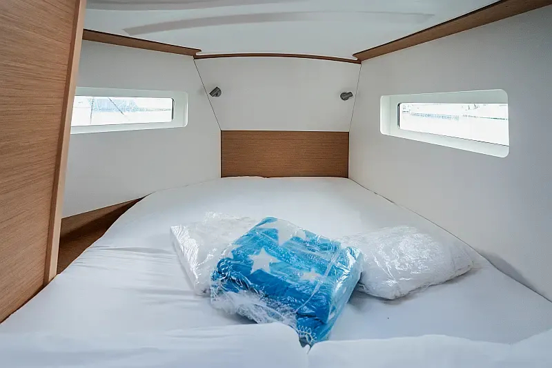 Sun Odyssey 380 (ID=8250) - фото 9