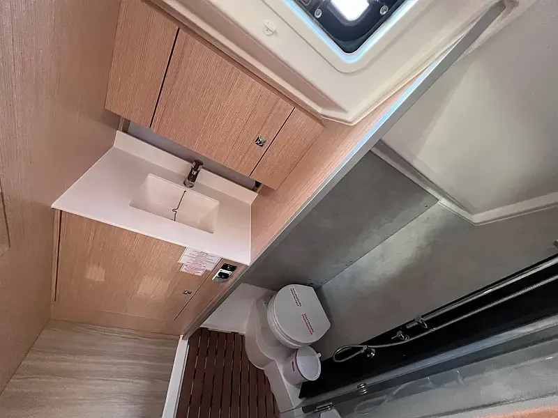 Bavaria C42 (ID=8398) - фото 7