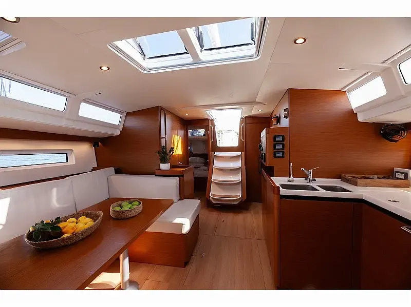 Sun Odyssey 490 (ID=8496) - фото 3