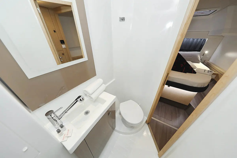 Astréa 42 (ID=8565) - фото 10