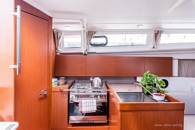 Oceanis 35.1 (ID=8599) - фото 27