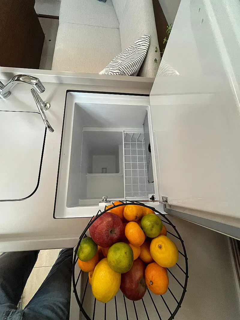 Oceanis 34.1 (ID=8600) - фото 20